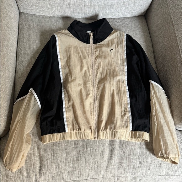Zip Up - Picture 1 of 3